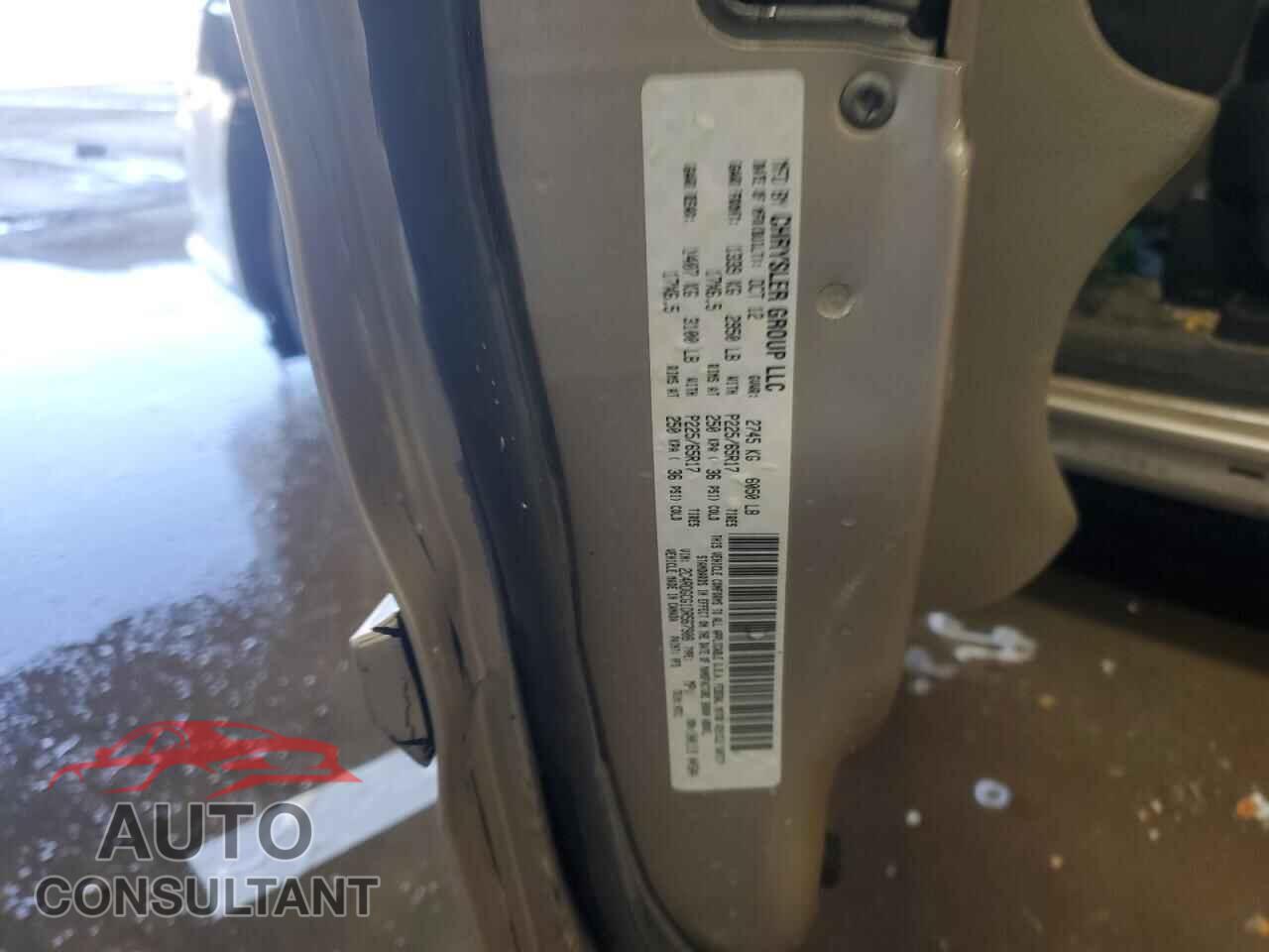 DODGE CARAVAN 2013 - 2C4RDGCG1DR567908