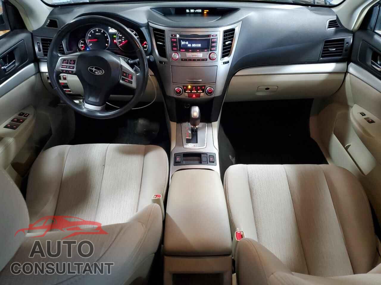 SUBARU OUTBACK 2013 - 4S4BRBGC3D3256417