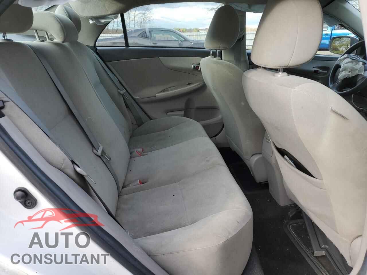 TOYOTA COROLLA 2013 - 2T1BU4EE5DC103824