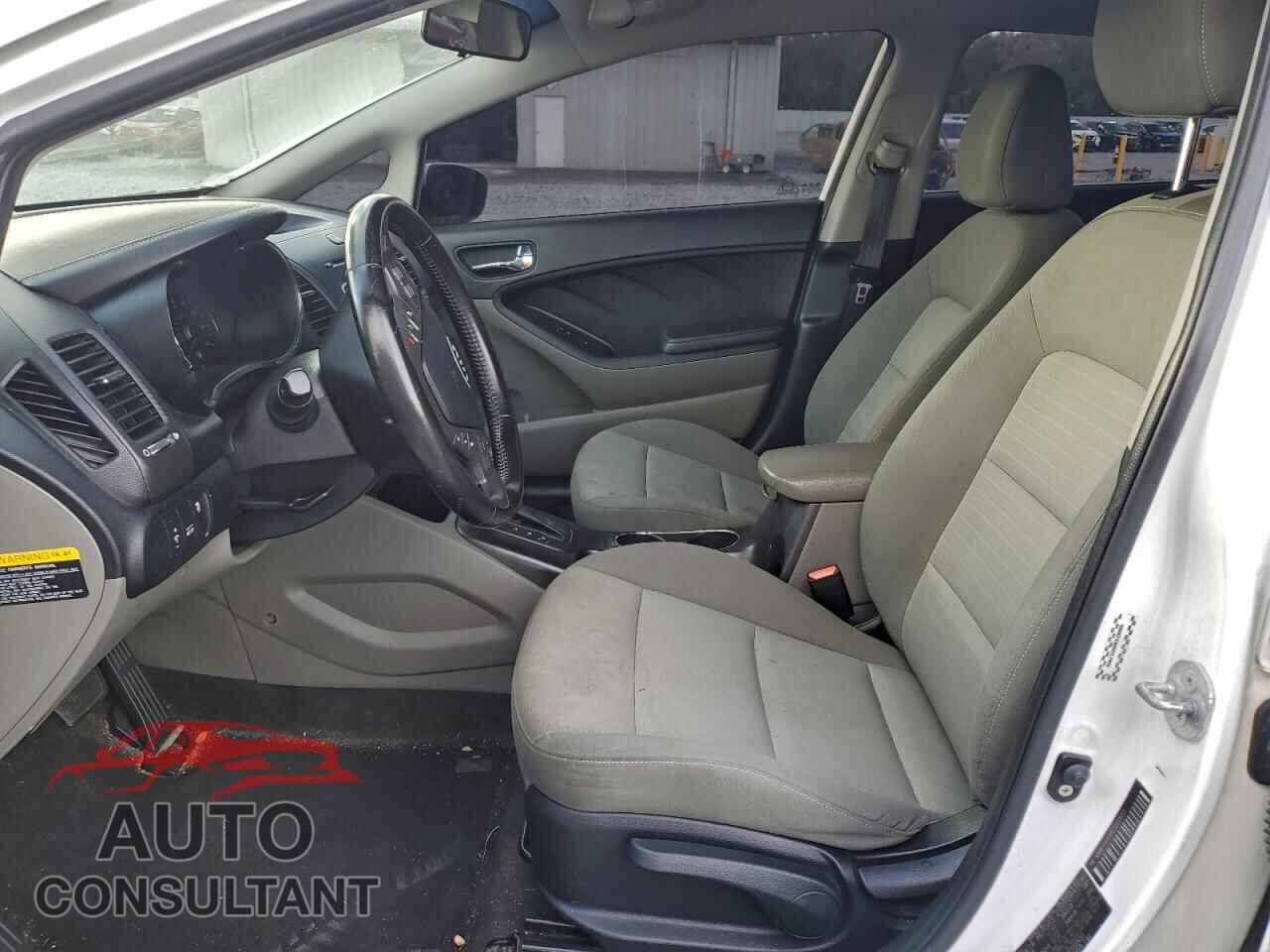 KIA FORTE 2014 - KNAFX4A88E5102655