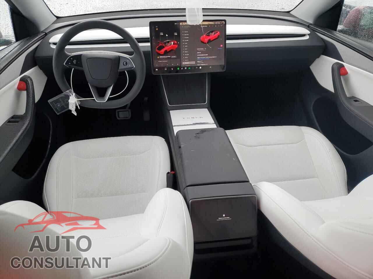 TESLA MODEL Y 2026 - 7SAYGDED8TF402875
