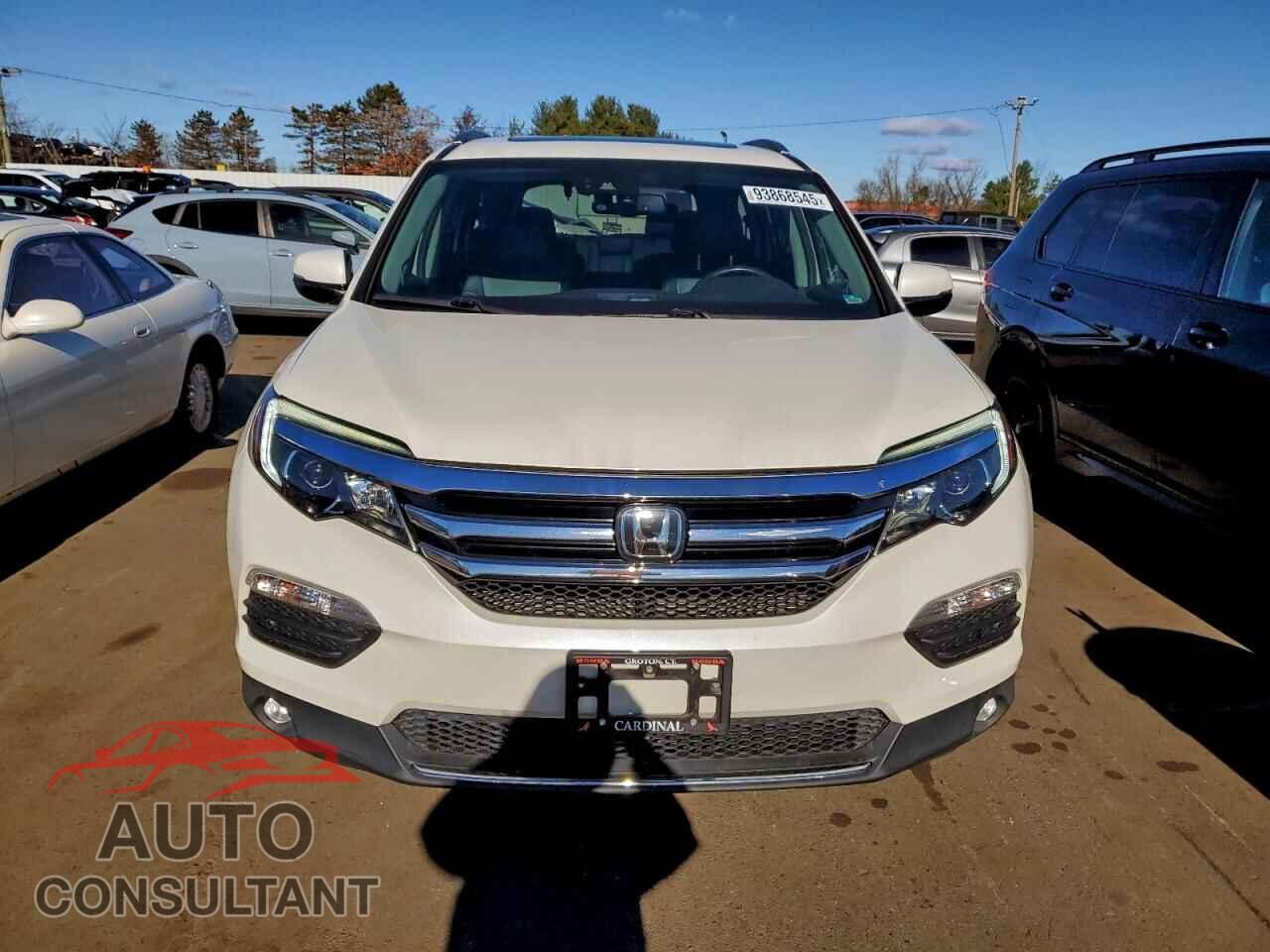 HONDA PILOT 2017 - 5FNYF6H03HB068752