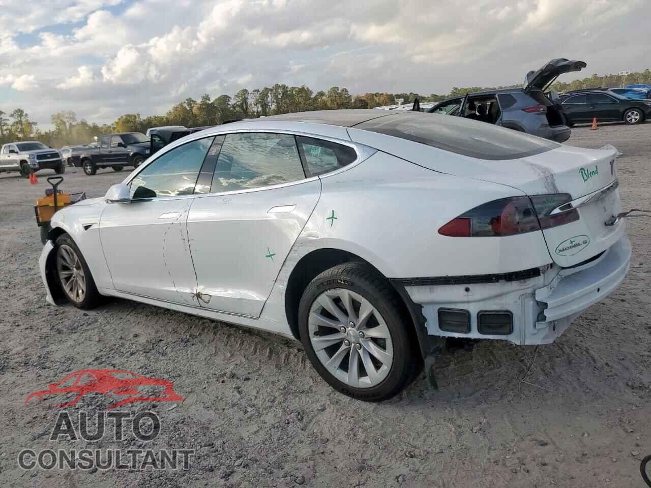 TESLA MODEL S 2019 - 5YJSA1E23KF306104
