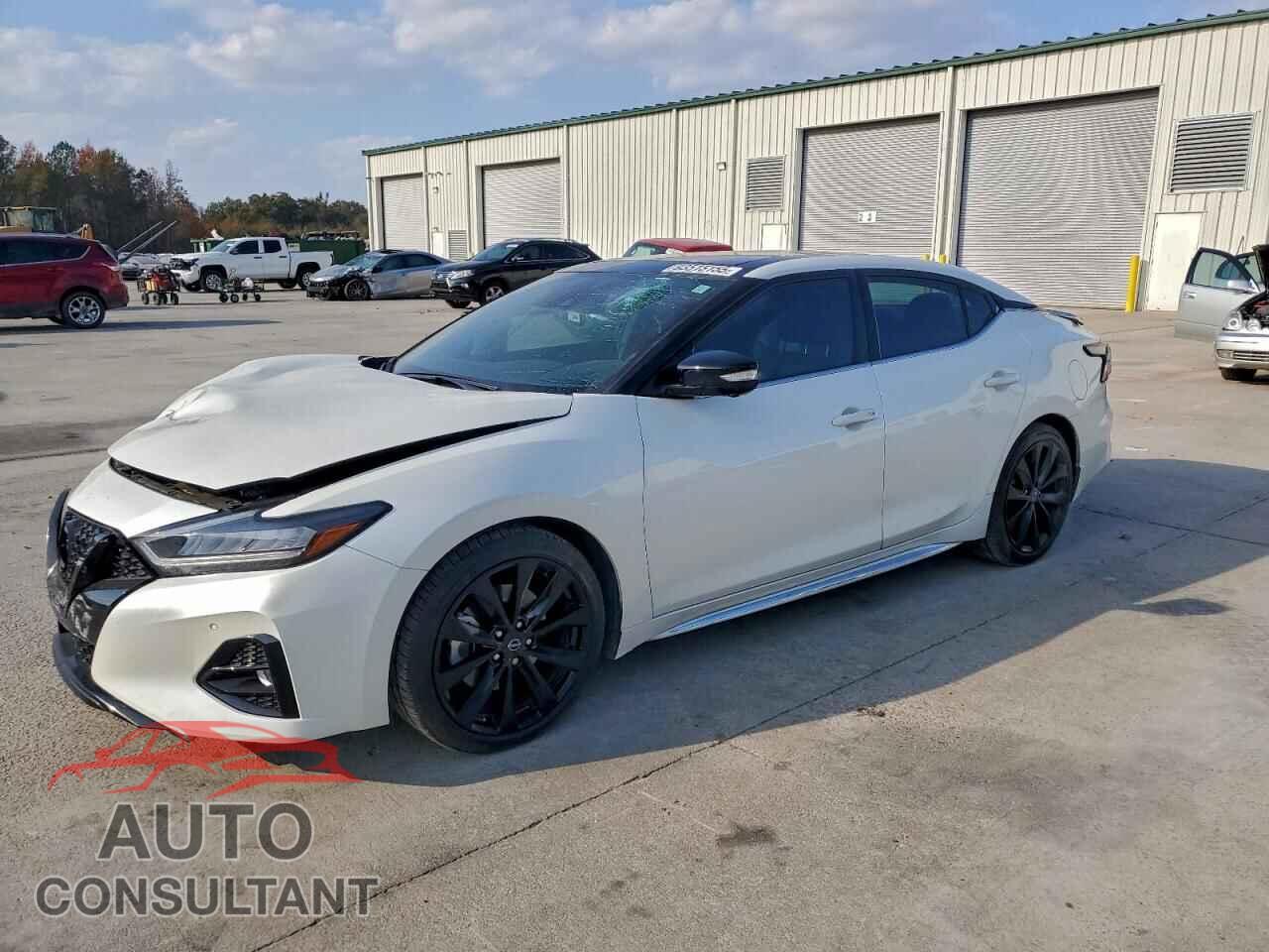 NISSAN MAXIMA 2023 - 1N4AA6EV3PC504260
