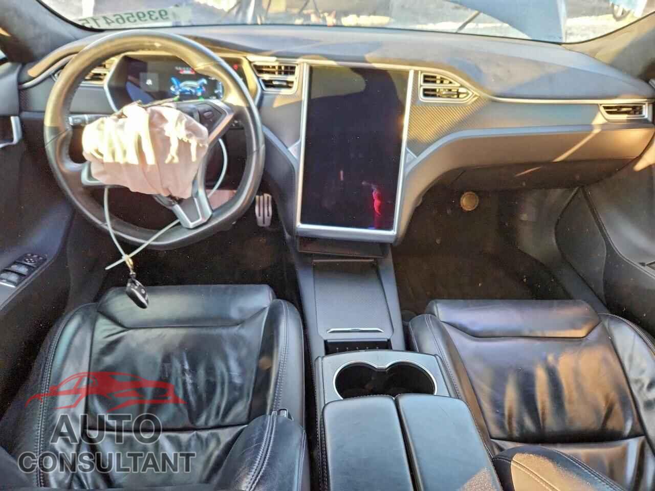 TESLA MODEL S 2017 - 5YJSA1E42HF200706