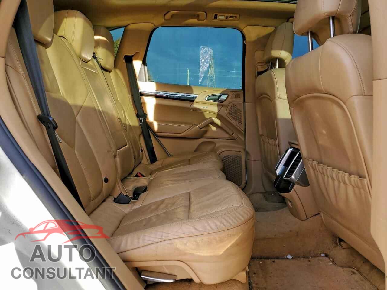 PORSCHE CAYENNE 2011 - WP1AA2A29BLA02889