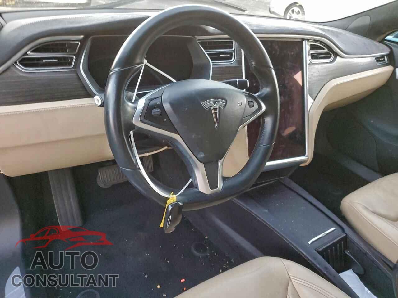 TESLA MODEL S 2016 - 5YJSA1E2XGF153311