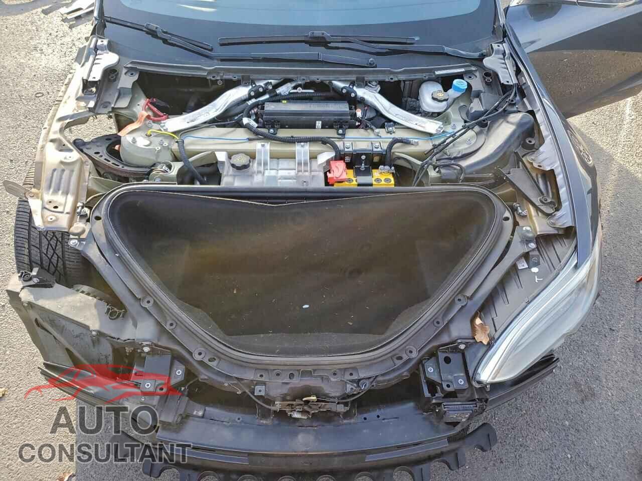 TESLA MODEL S 2019 - 5YJSA1E24KF305902