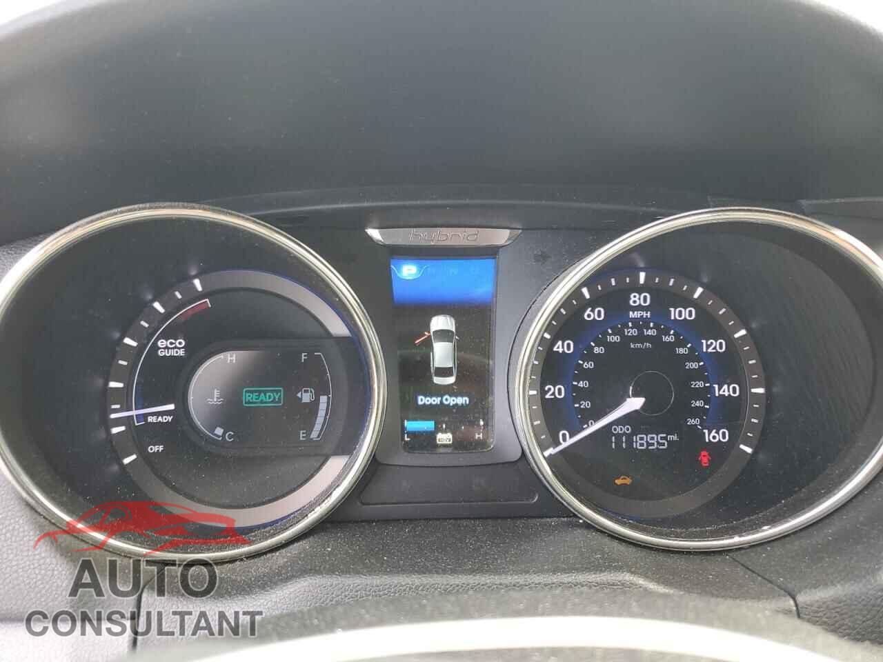 HYUNDAI SONATA 2011 - KMHEC4A41BA018456