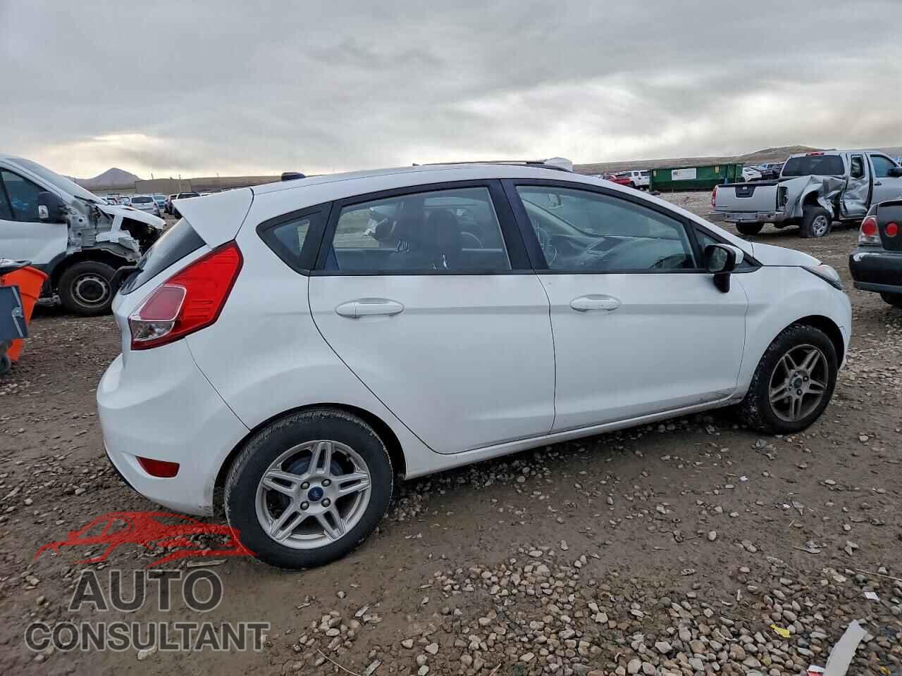 FORD FIESTA 2019 - 3FADP4EJ3KM113565