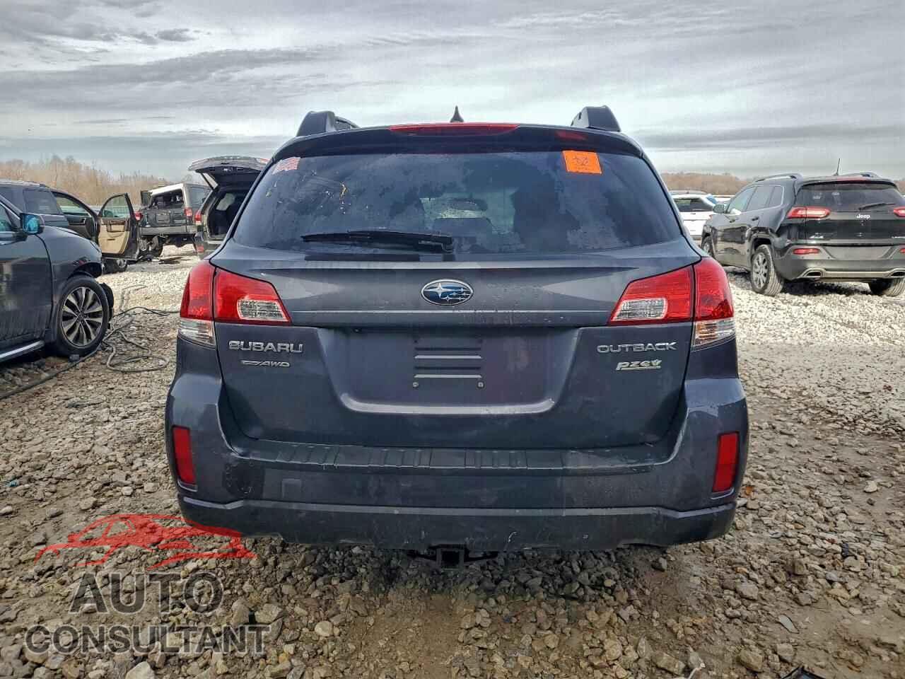 SUBARU OUTBACK 2013 - 4S4BRBKC6D3239120
