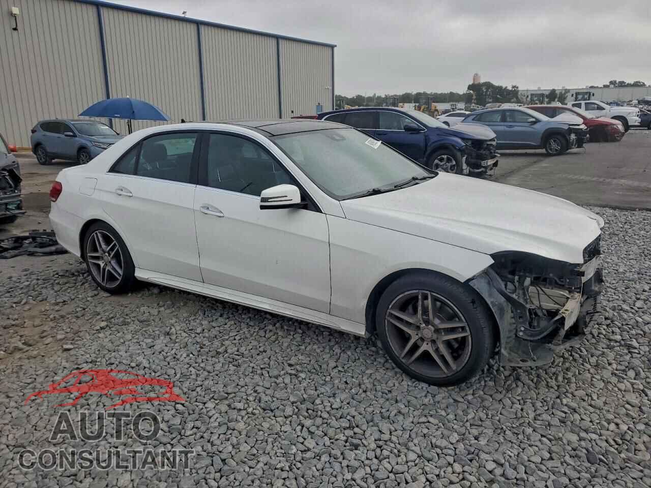 MERCEDES-BENZ E-CLASS 2015 - WDDHF6HB9FB101678