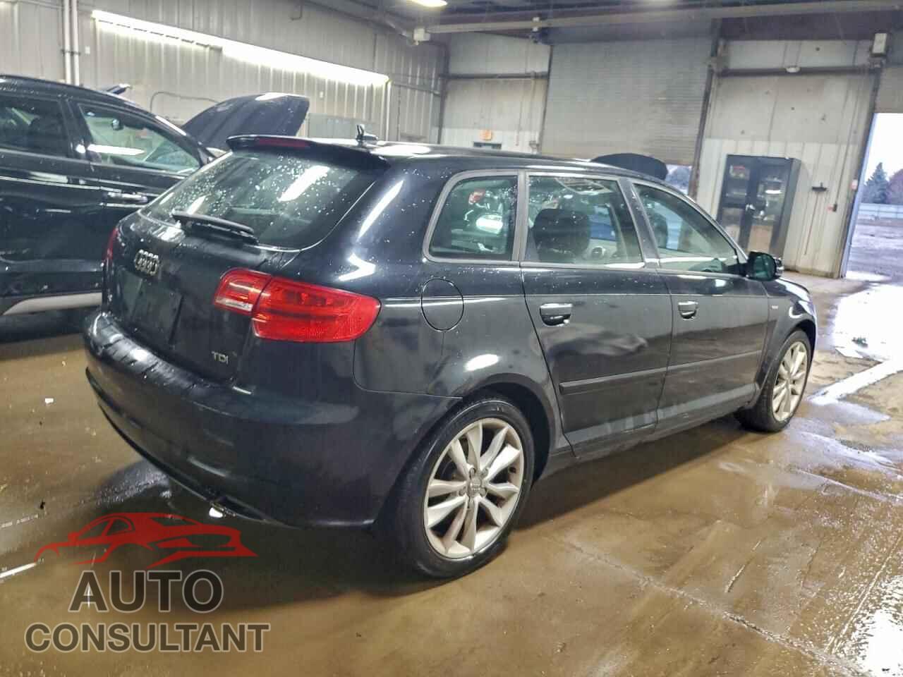 AUDI A3 2012 - WAUBJAFMXCA117957