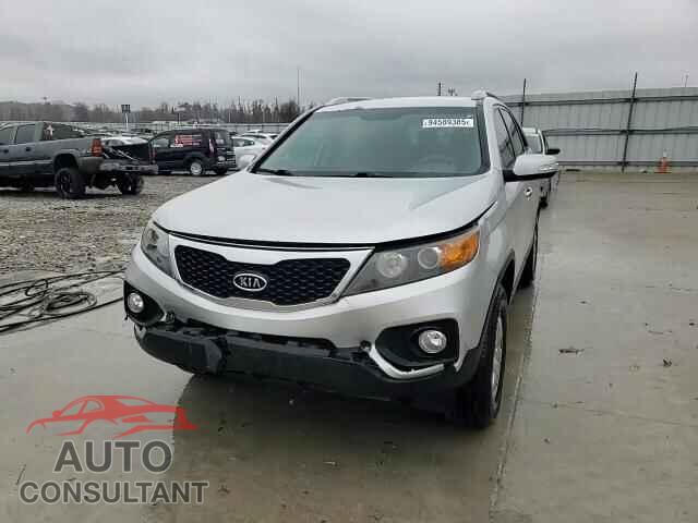 KIA SORENTO 2013 - 5XYKT4A67DG384305