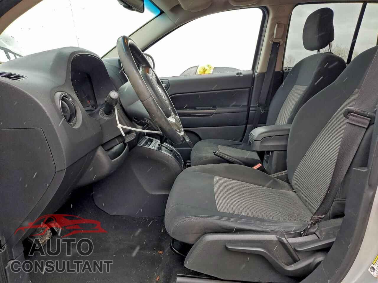JEEP COMPASS 2011 - 1J4NF4FB3BD169584