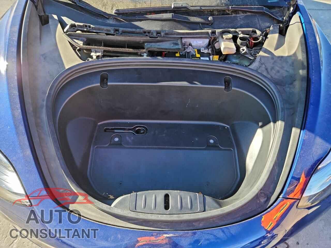 TESLA MODEL 3 2020 - 5YJ3E1EC1LF623818