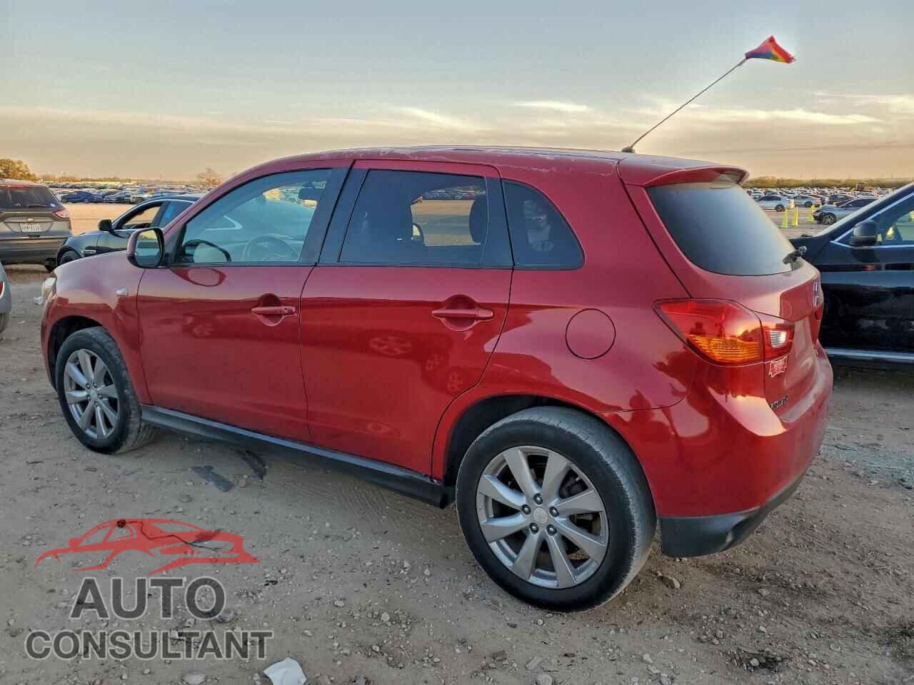 MITSUBISHI OUTLANDER 2013 - 4A4AP3AU8DE024406