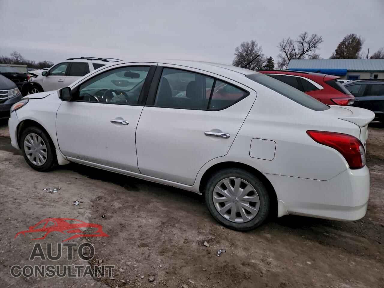 NISSAN VERSA 2017 - 3N1CN7AP3HL867817