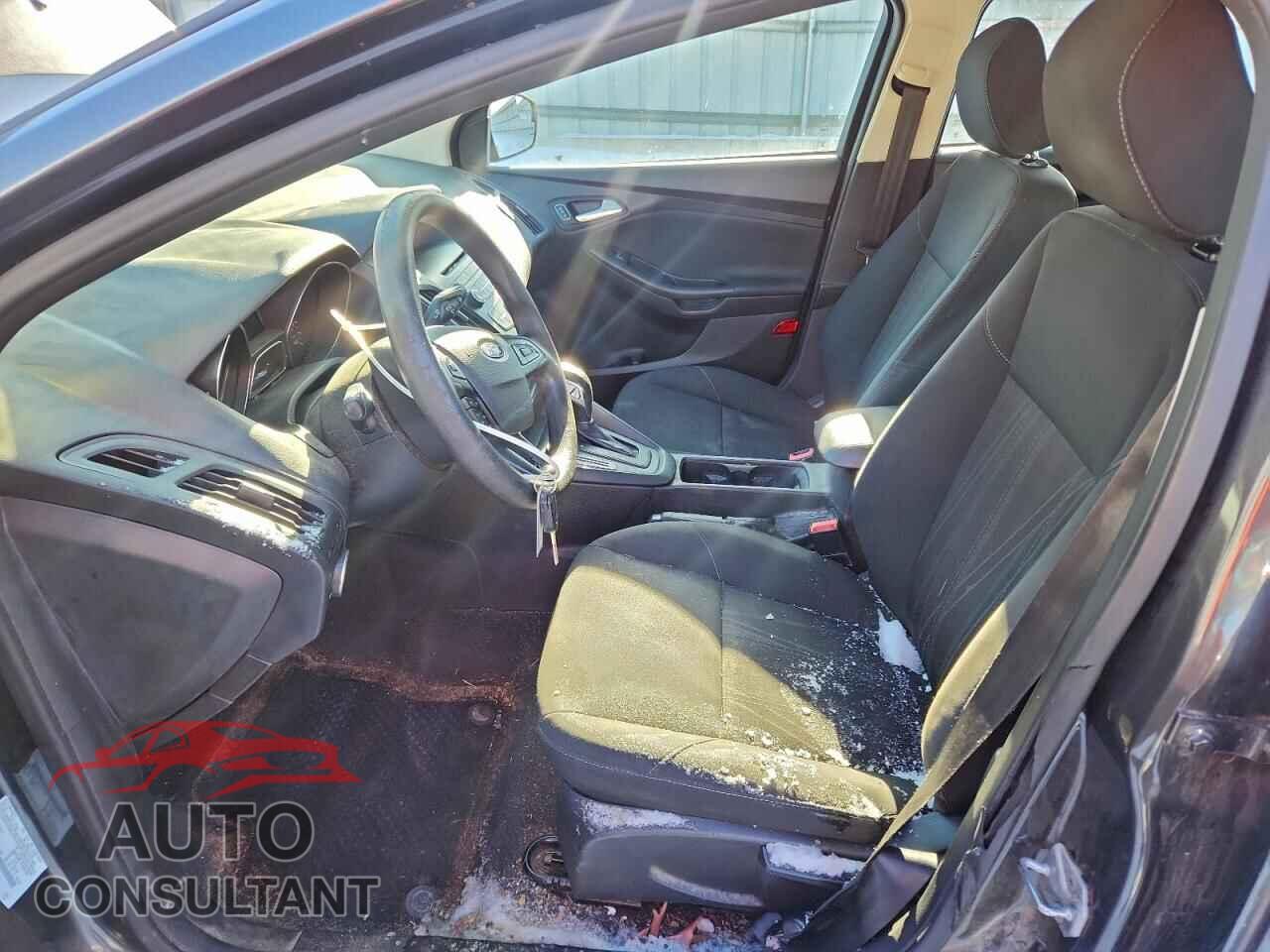 FORD FOCUS 2016 - 1FADP3F23GL280244