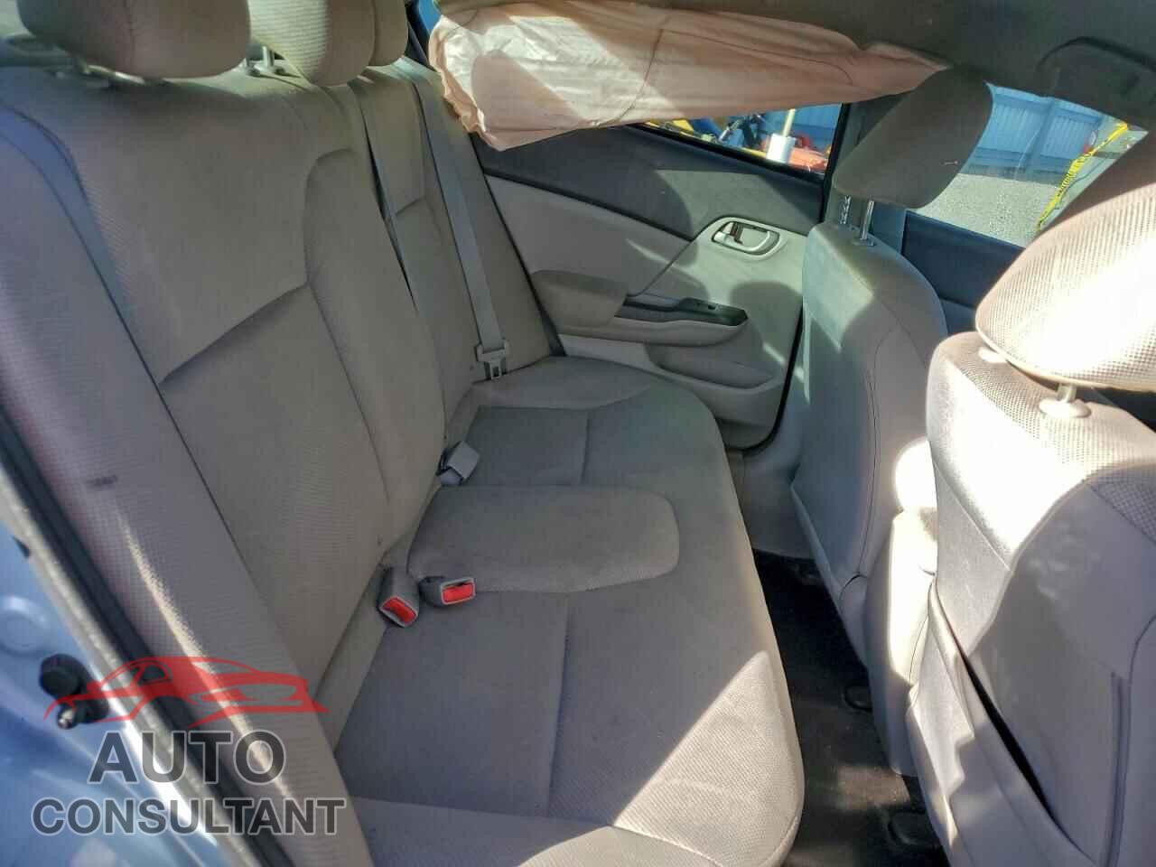HONDA CIVIC 2012 - 2HGFB2F50CH565563