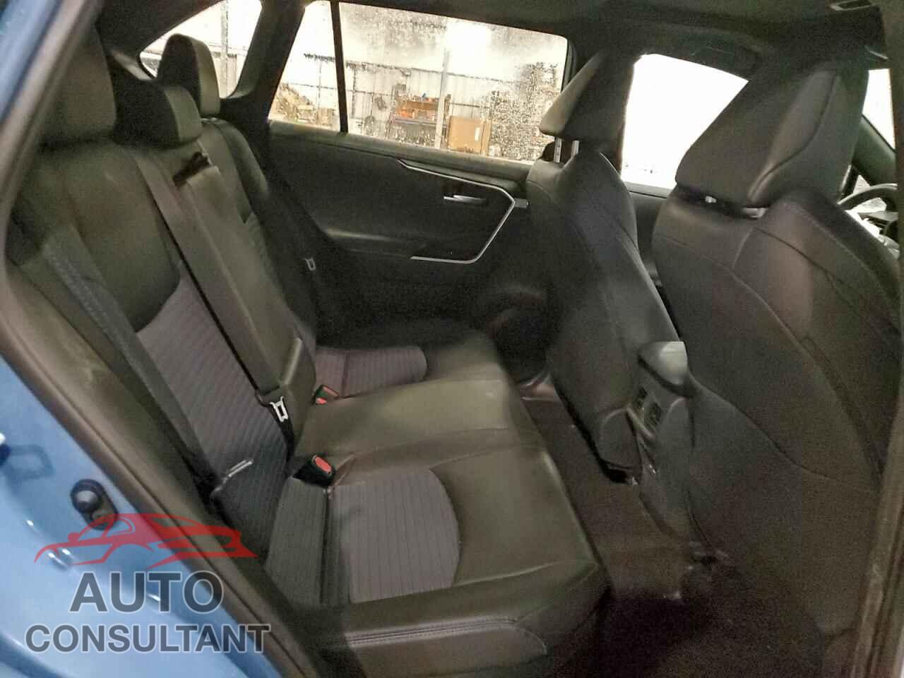 TOYOTA RAV4 2024 - 2T3E6RFV6RW070672