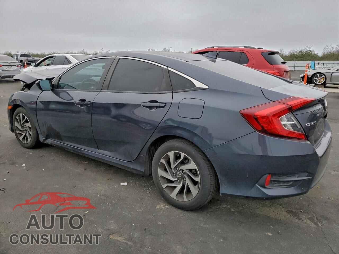 HONDA CIVIC 2018 - 2HGFC2F74JH598030