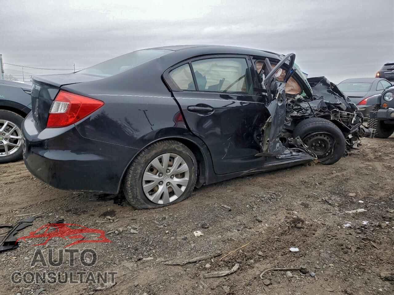 HONDA CIVIC 2012 - 2HGFB2F52CH581084