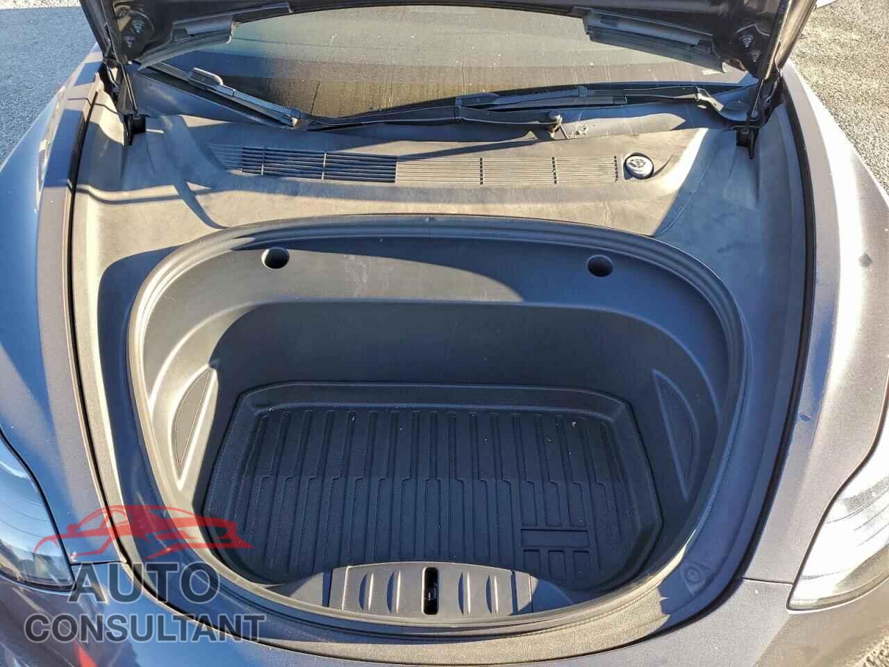 TESLA MODEL 3 2023 - 5YJ3E1EA8PF624646
