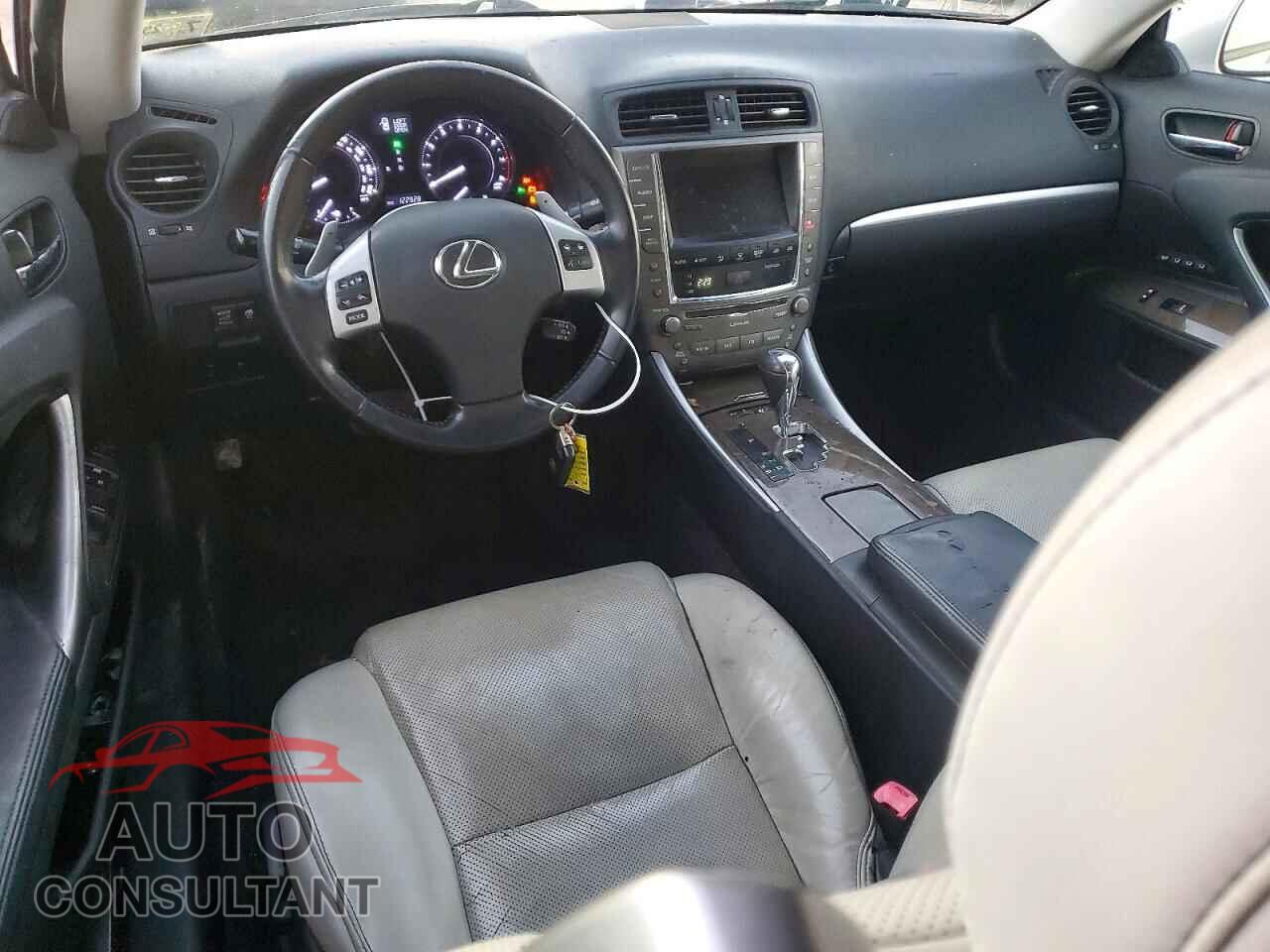 LEXUS IS 2012 - JTHFF2C21C2524704