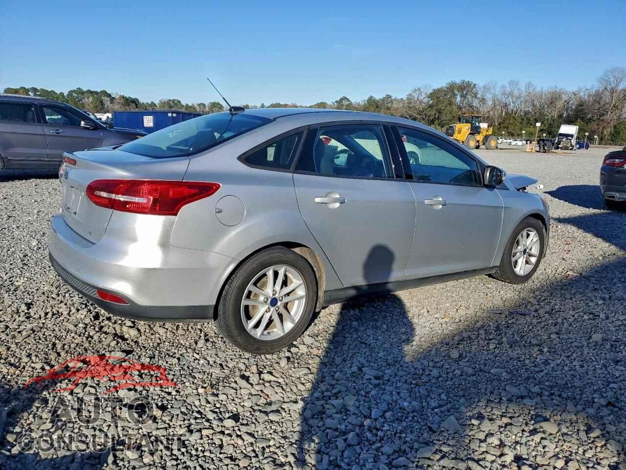 FORD FOCUS 2017 - 1FADP3F22HL300050