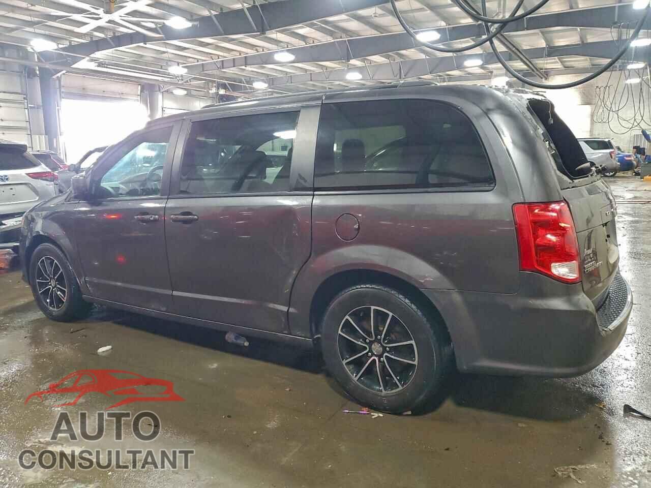 DODGE CARAVAN 2018 - 2C4RDGEG0JR299538