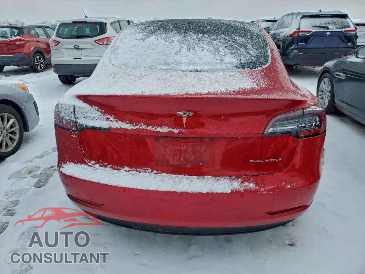 TESLA MODEL 3 2018 - 5YJ3E1EB5JF121706