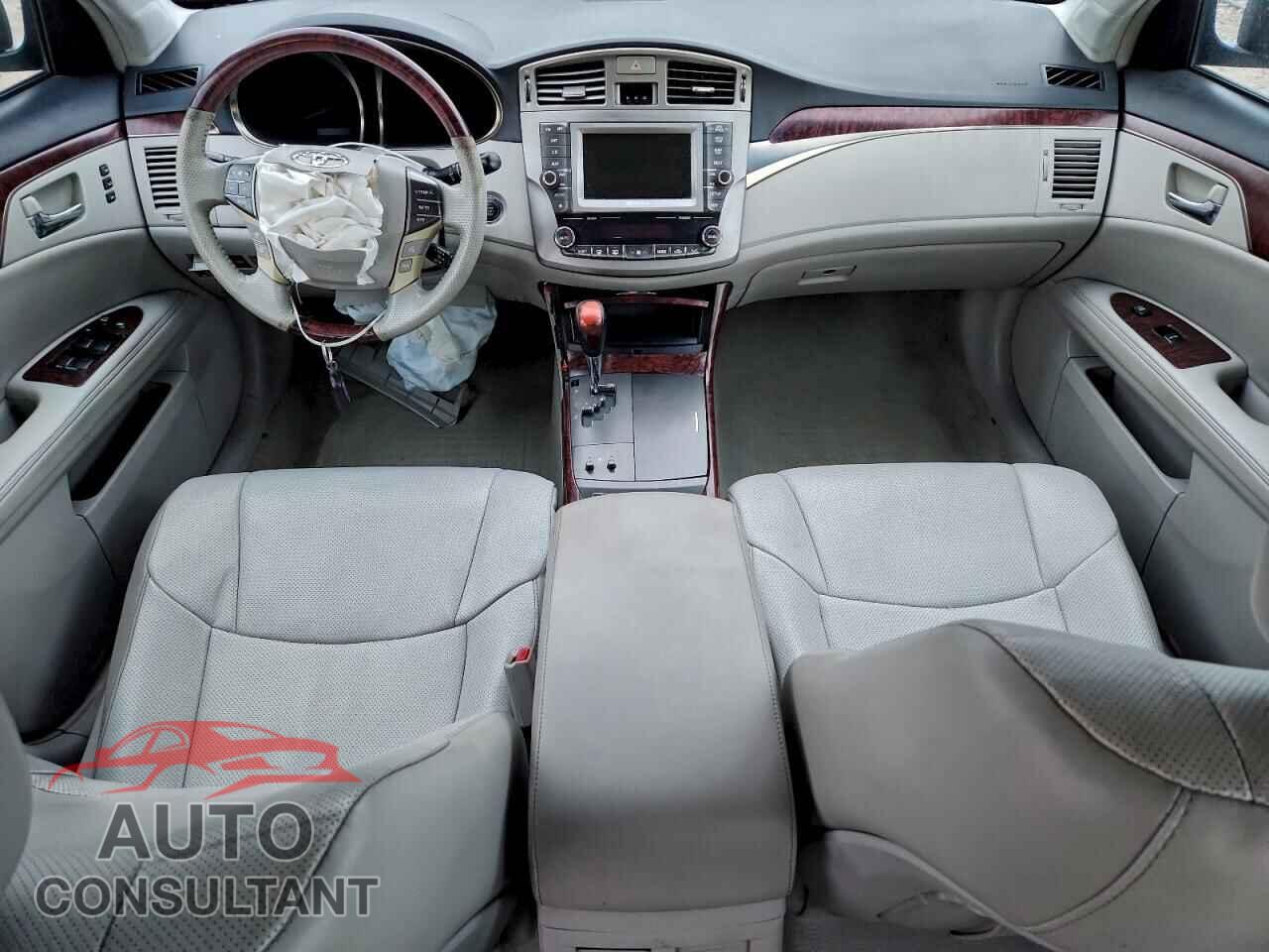 TOYOTA AVALON 2011 - 4T1BK3DB8BU413226