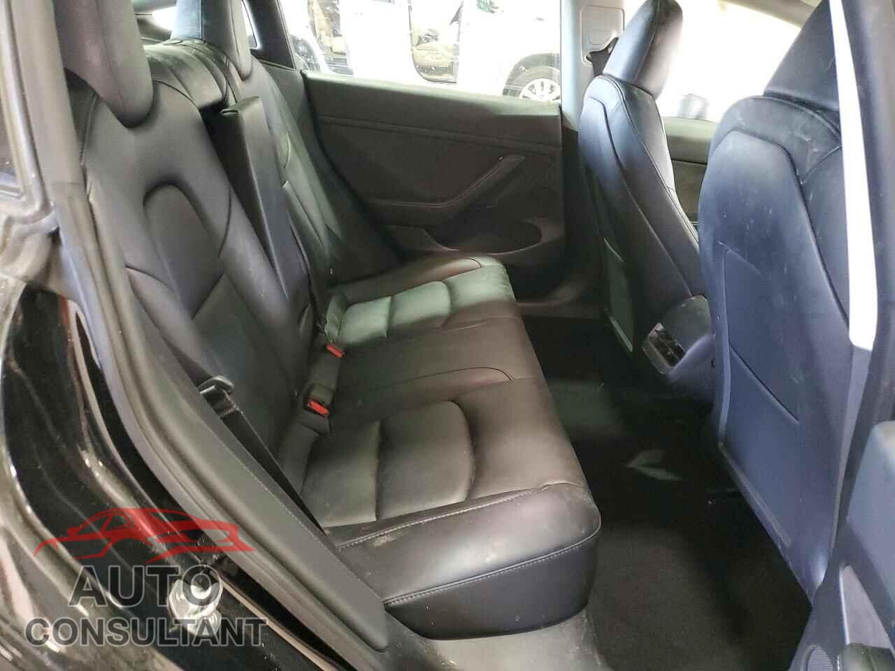 TESLA MODEL 3 2023 - 5YJ3E1EC2PF516928