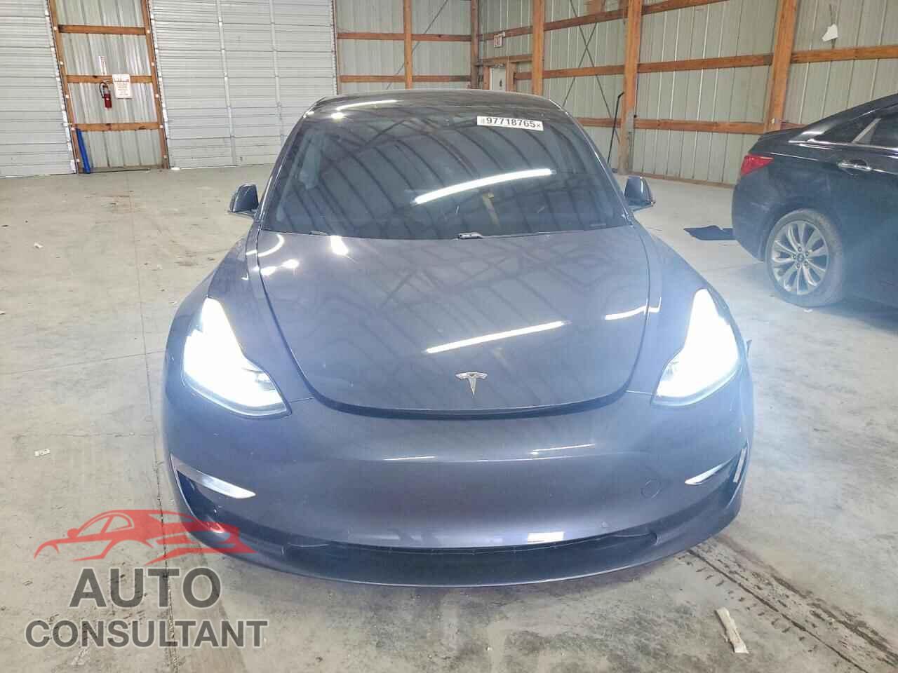 TESLA MODEL 3 2020 - 5YJ3E1EB4LF620211