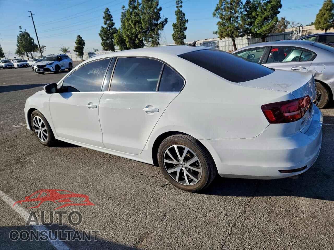 VOLKSWAGEN JETTA 2017 - 3VWDB7AJ7HM308266