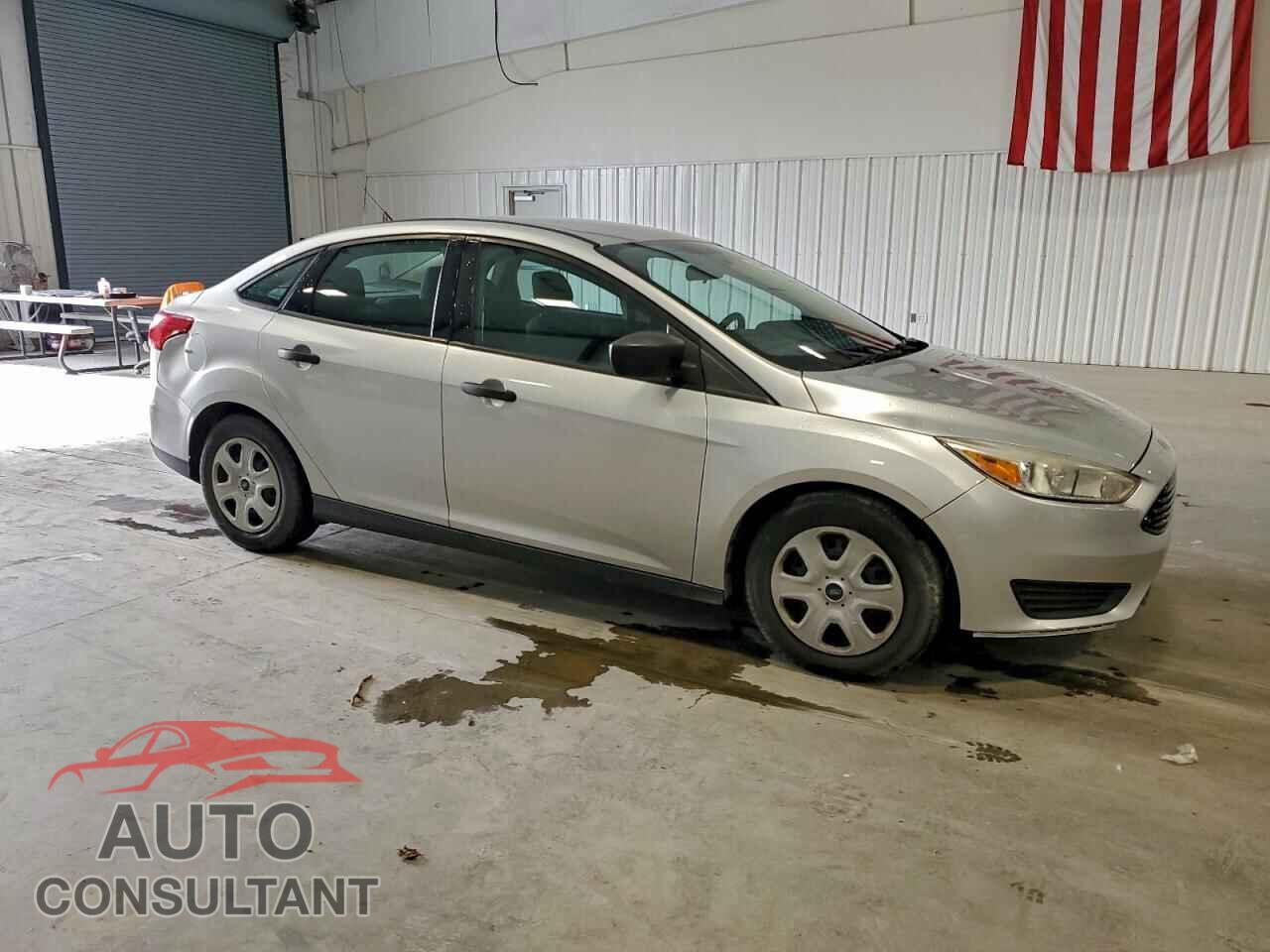 FORD FOCUS 2017 - 1FADP3E27HL327102