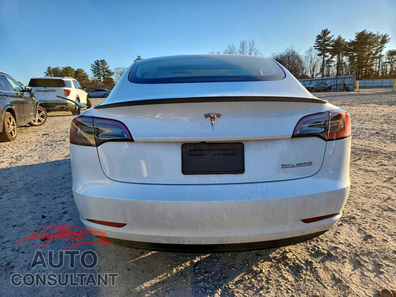 TESLA MODEL 3 2023 - 5YJ3E1ECXPF480681