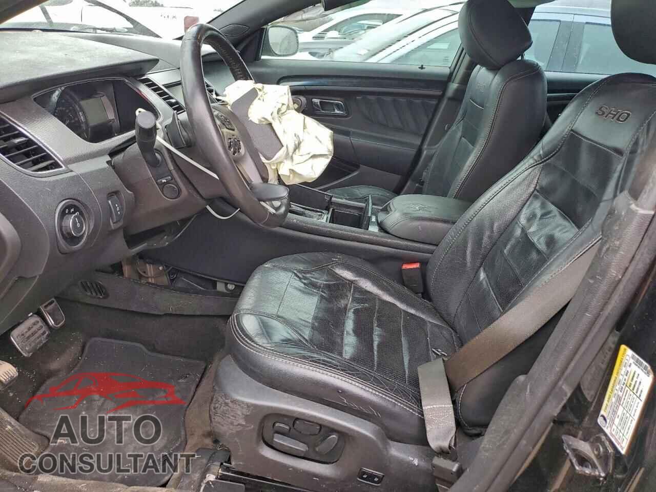 FORD TAURUS 2015 - 1FAHP2KT7FG192184