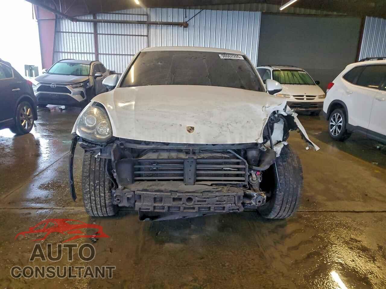 PORSCHE CAYENNE 2016 - WP1AA2A27GLA04616