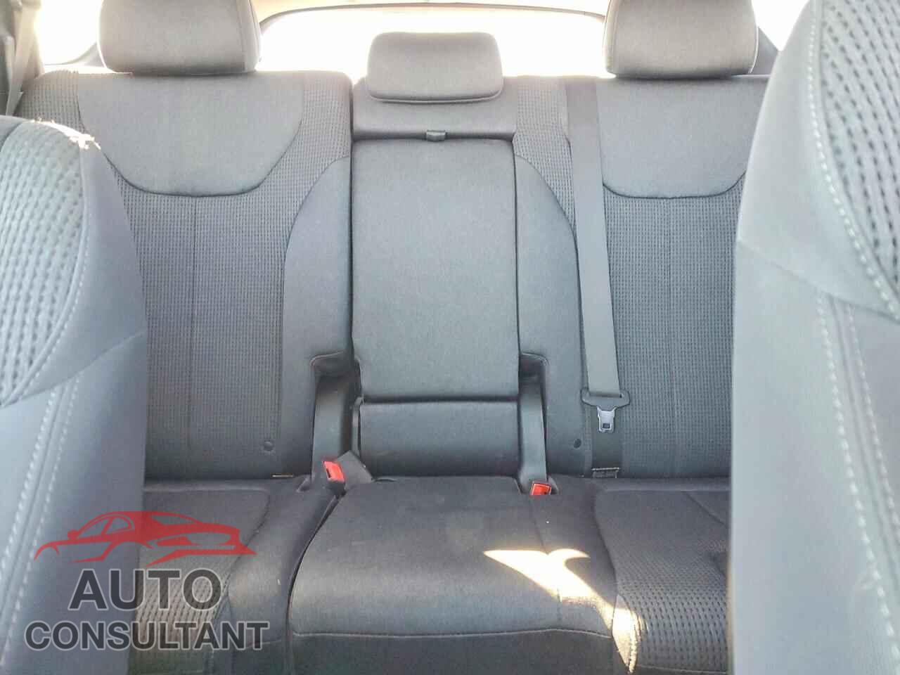 HYUNDAI SANTA FE 2019 - 5NMS33AD4KH064516