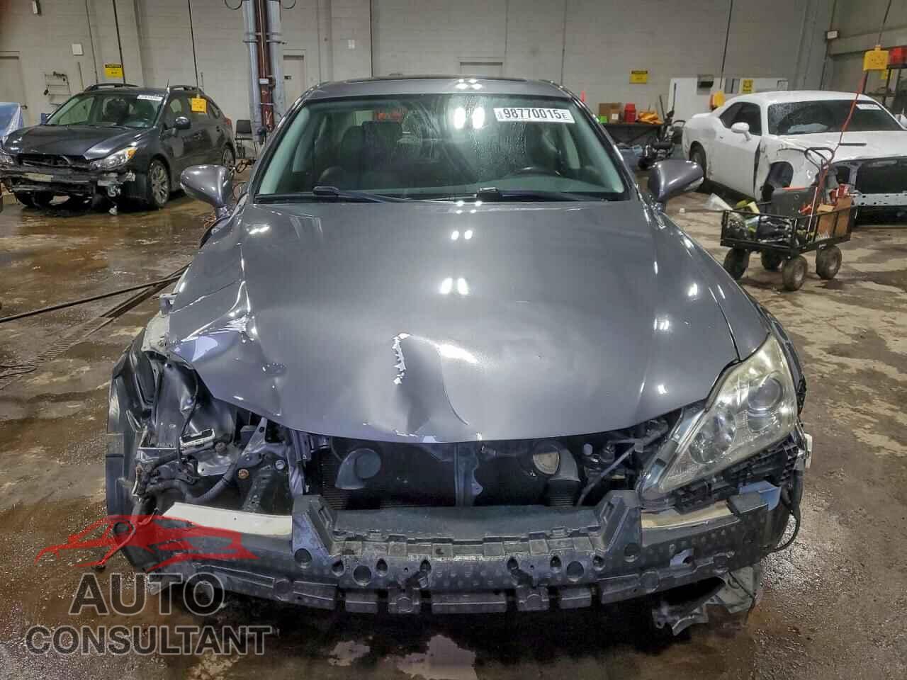 LEXUS IS 2012 - JTHCF5C23C5054484