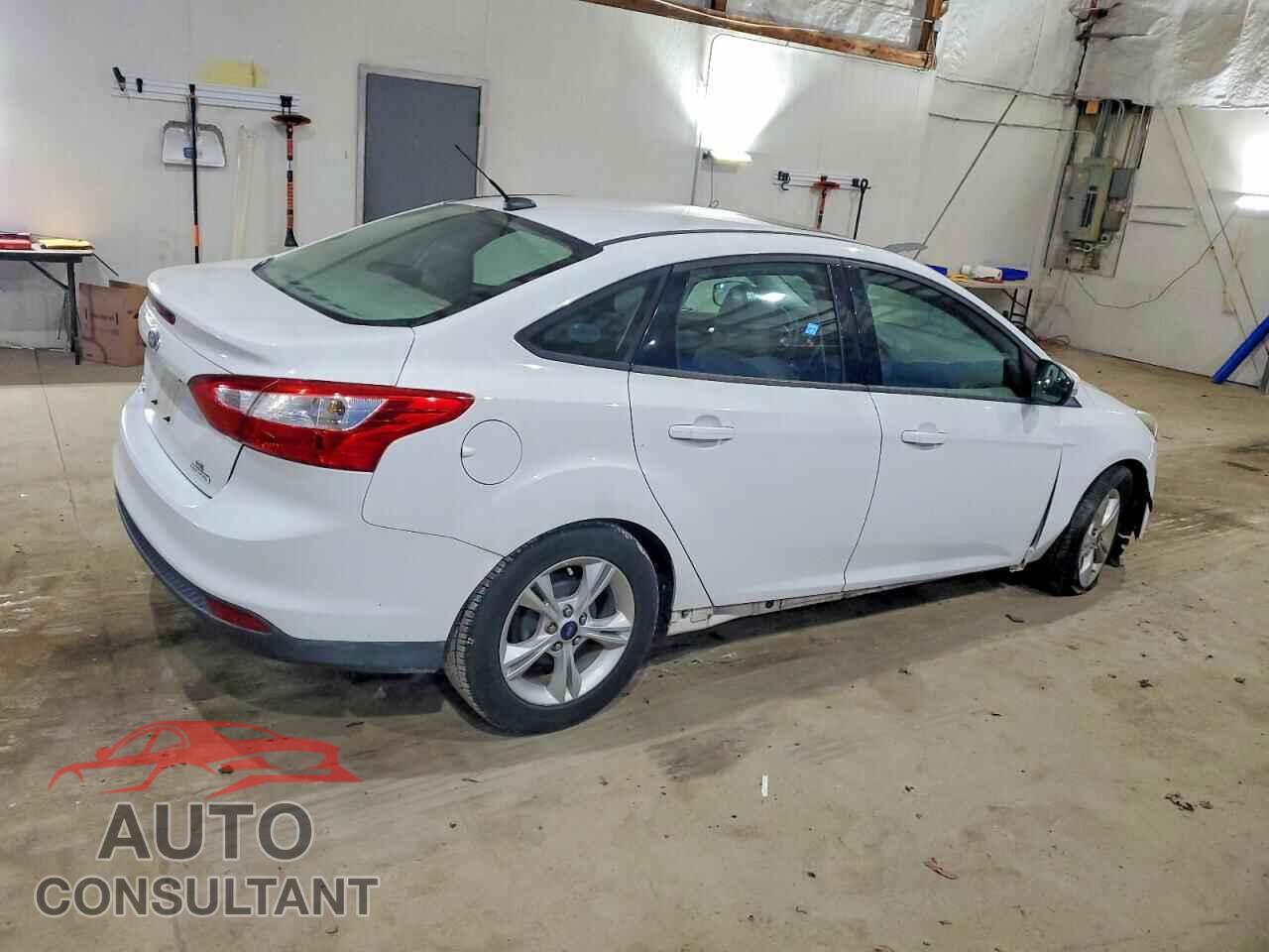FORD FOCUS 2014 - 1FADP3F29EL447350