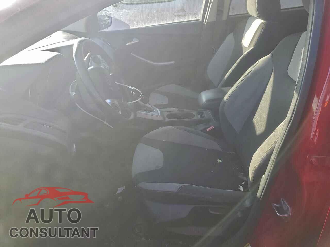 FORD FOCUS 2012 - 1FAHP3K21CL392235