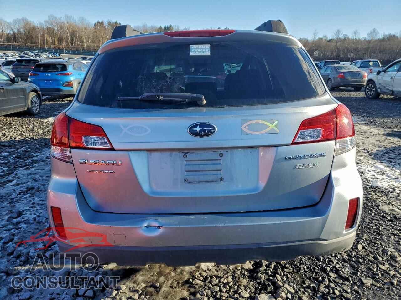 SUBARU OUTBACK 2013 - 4S4BRBCC8D3258167