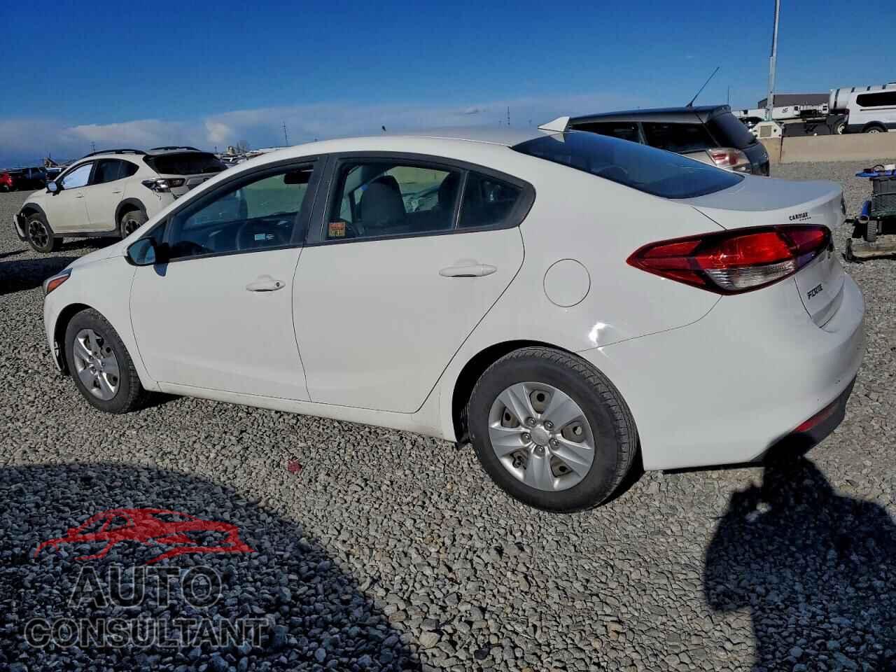 KIA FORTE 2017 - 3KPFK4A75HE065520