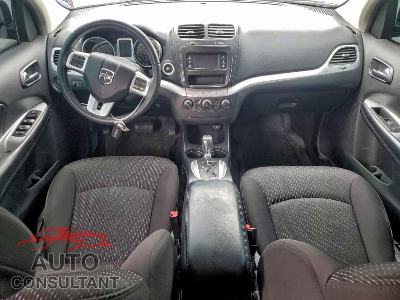DODGE JOURNEY 2015 - 3C4PDCAB0FT618323