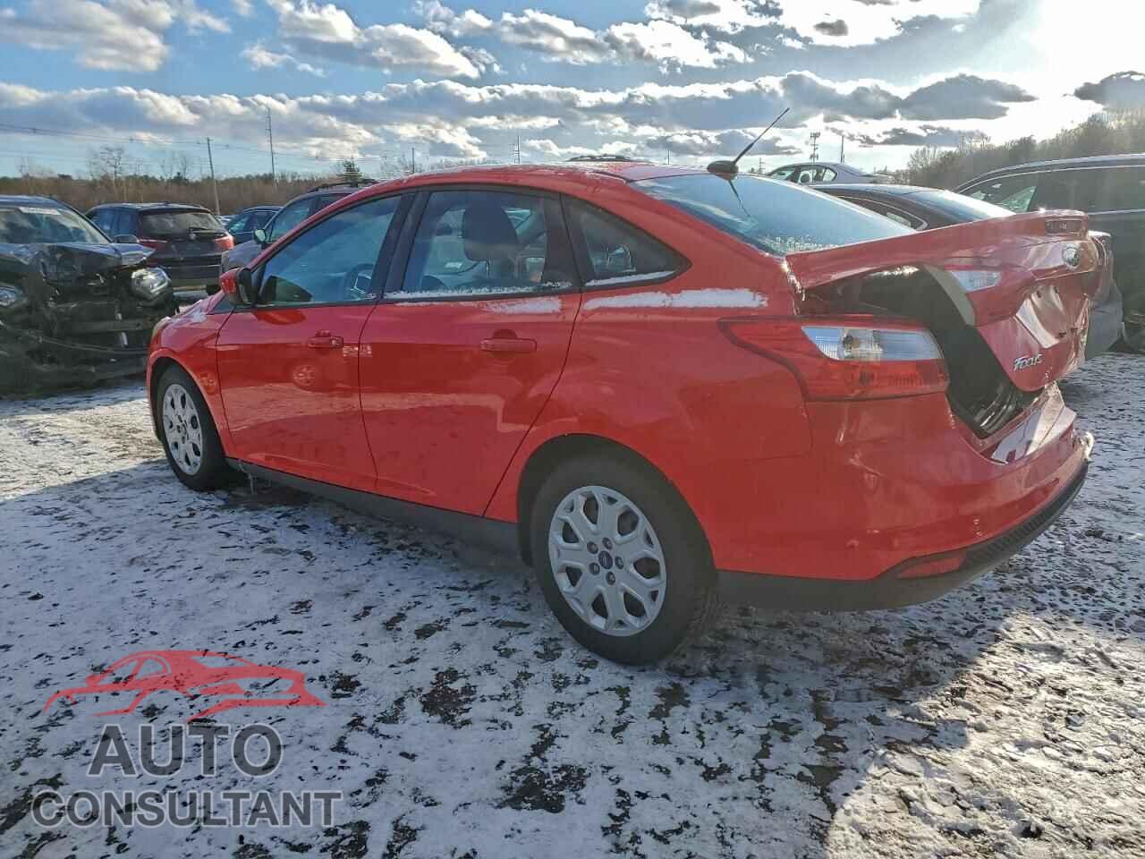 FORD FOCUS 2012 - 1FAHP3F28CL218656