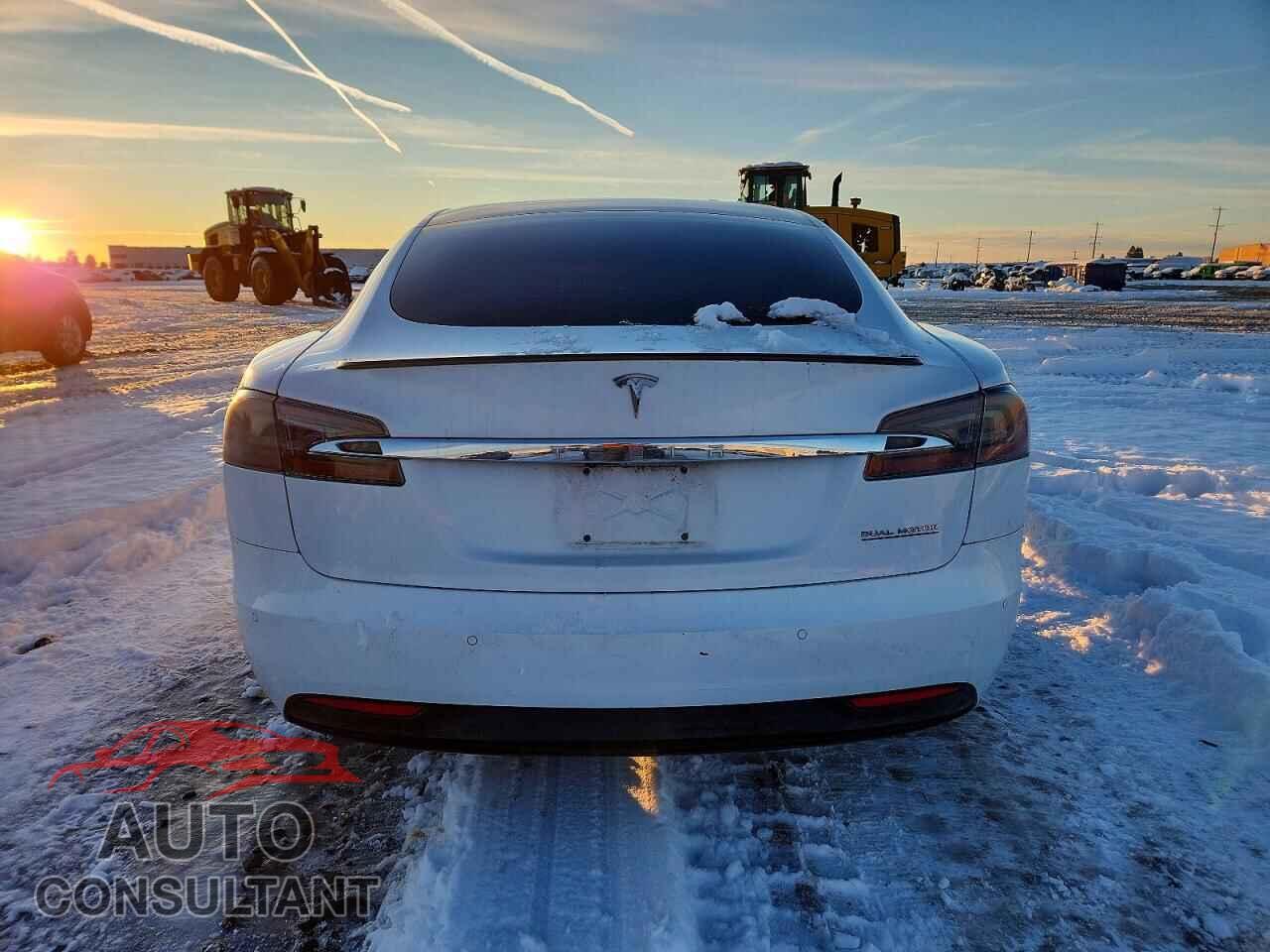 TESLA MODEL S 2020 - 5YJSA1E43LF398608