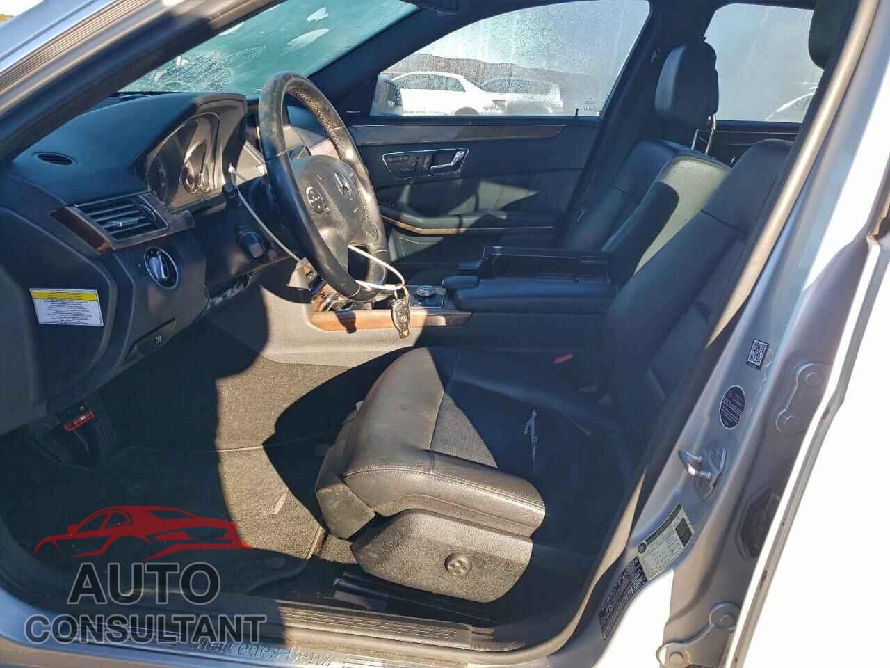 MERCEDES-BENZ E-CLASS 2011 - WDDHF8HB4BA428601